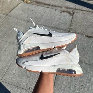 Air max 2090 “twist fossil gum”